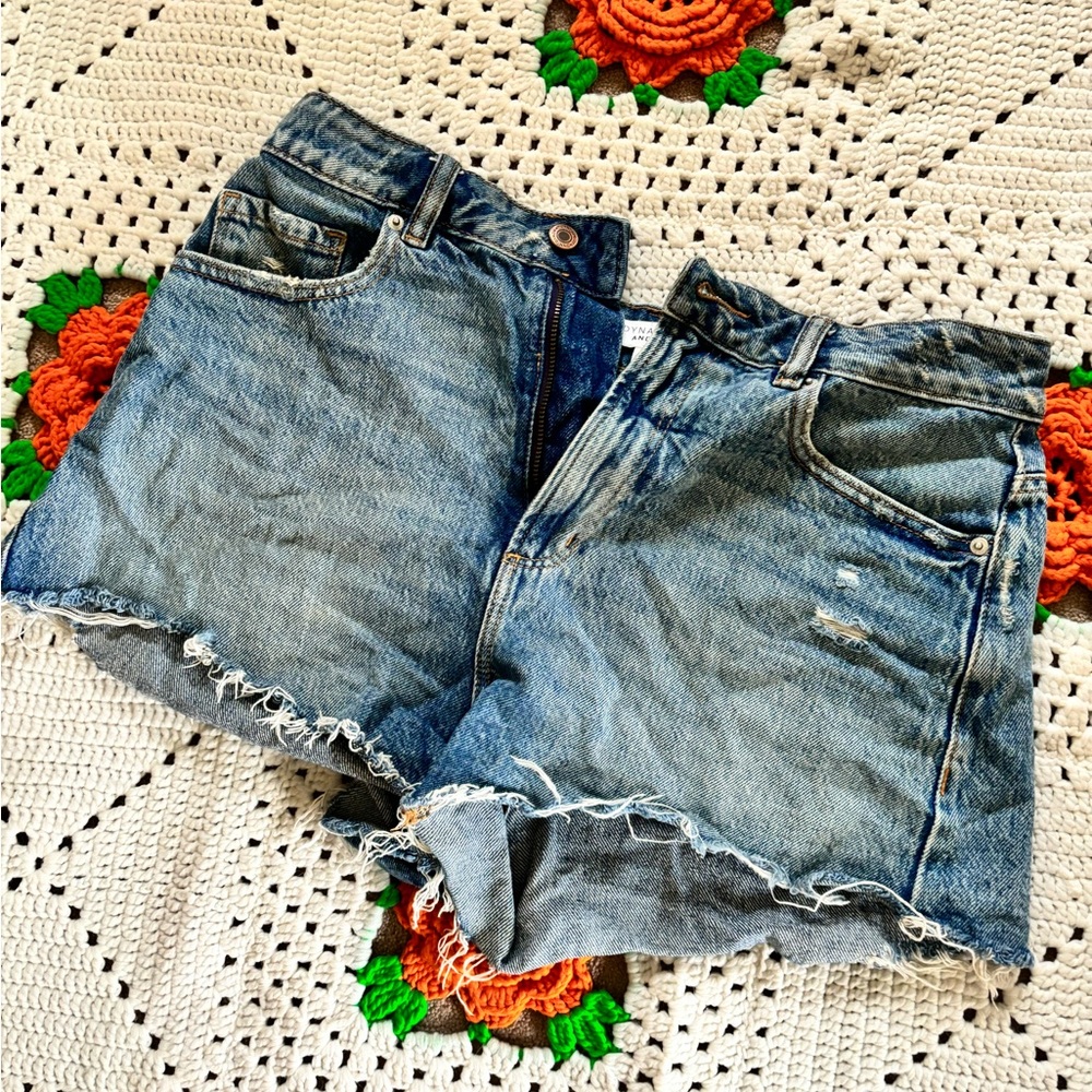 Dynamite Andria Festival Short Size 29